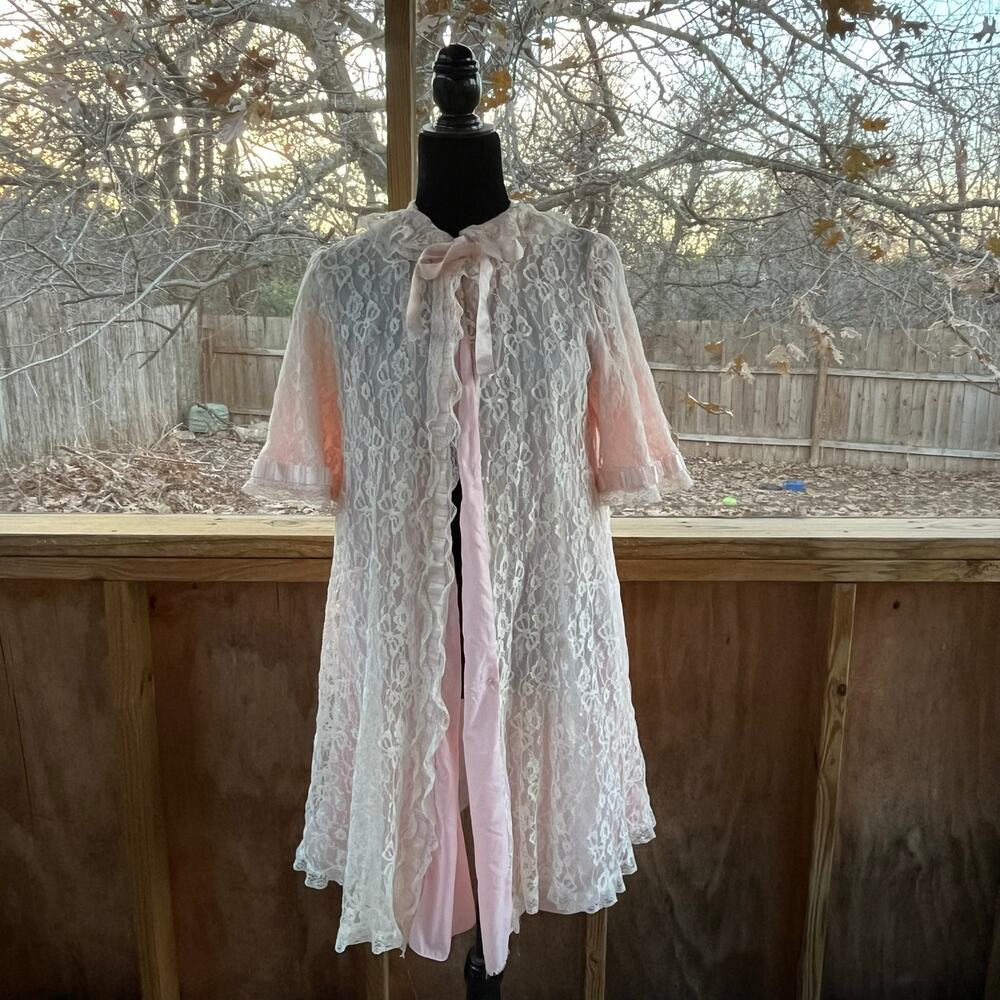 Odette Barsa Women's Vintage Peignoir Pink Lace Robe Dressing Gown Size S